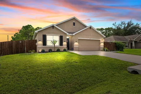 1602 SW Lofgren Ave, Port Saint Lucie, FL 34953