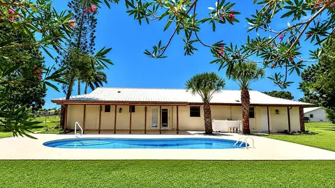 Exterior - 3856 SW 11th Ave, Okeechobee, FL 34974 photo 5 of 10