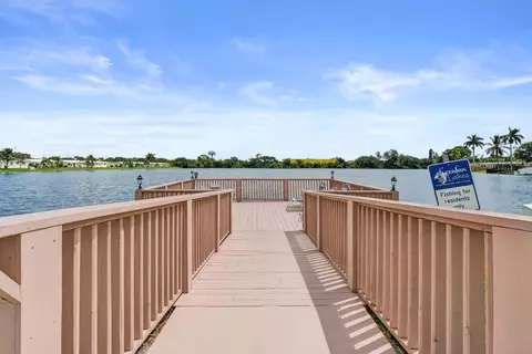 2200 Park Ln UNIT 111, Hollywood, FL 33021