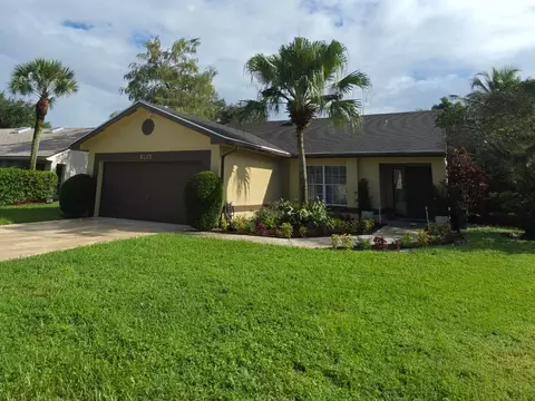 4215 Green Forest Way, Boynton Beach, FL 33436