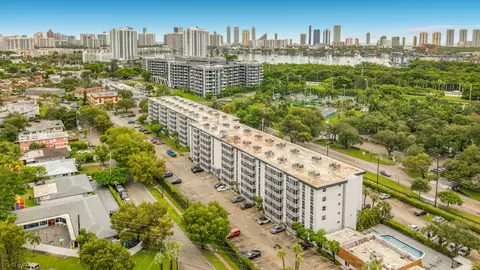 16851 NE 23rd Ave #A608, North Miami Beach, FL 33160