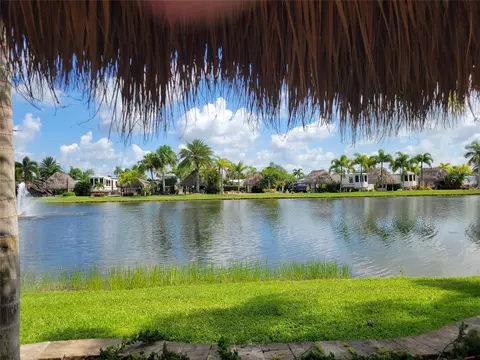 605 SW 42nd Cv, Okeechobee, FL 34974 photo 2
