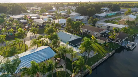 View/Area - 1149 6th St, Okeechobee, FL 34974 photo 5 of 5