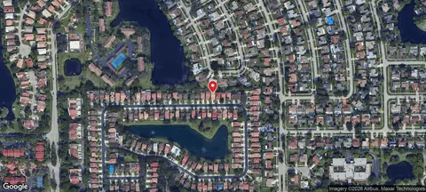 4249 NW 1st Dr, Deerfield Beach, FL 33442