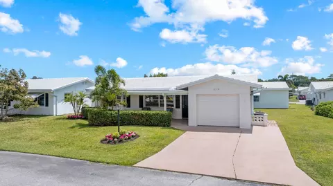 2114 SW 13th Pl, Boynton Beach, FL 33426