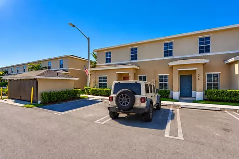 497 NE 4th St, Florida City, FL 33034