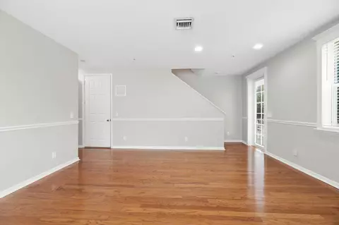 Living - 4107 Parkside Dr, Jupiter, FL 33458 photo 4 of 4