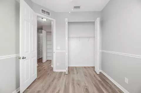 Bedroom - 4107 Parkside Dr, Jupiter, FL 33458 photo 5 of 7