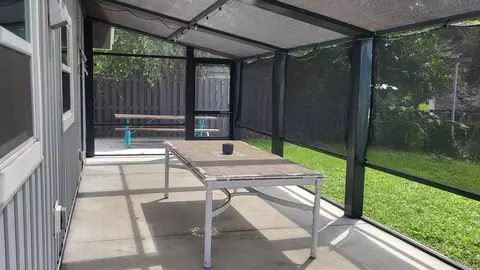 Exterior - 1052 10th St, Okeechobee, FL 34974 photo 6 of 8