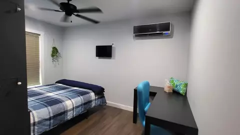 Bedroom - 1052 10th St, Okeechobee, FL 34974 photo 3 of 5