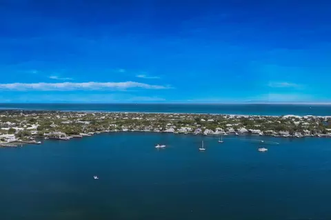 3 Water Club Way #1201, North Palm Beach, FL 33408