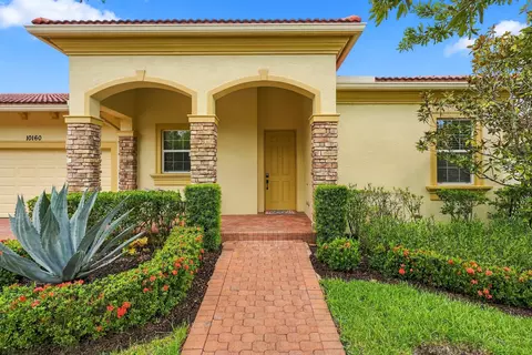 10160 SW Azzo Ln, Port Saint Lucie, FL 34986