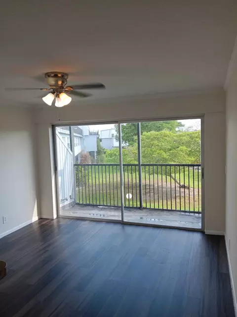 9500 SW 3rd St #222, Boca Raton, FL 33428