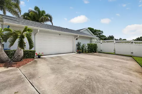 Exterior - 1784 SW Gregor Way, Stuart, FL 34997 photo 24 of 25