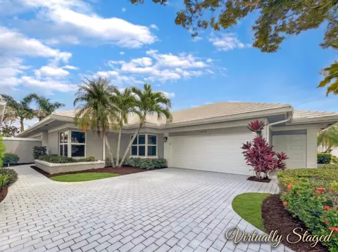 2479 SW Brookwood Ln, Palm City, FL 34990