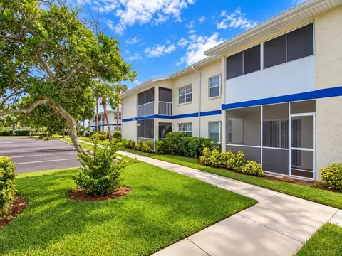 1505 SE Royal Green Cir #103, Port Saint Lucie, FL 34952
