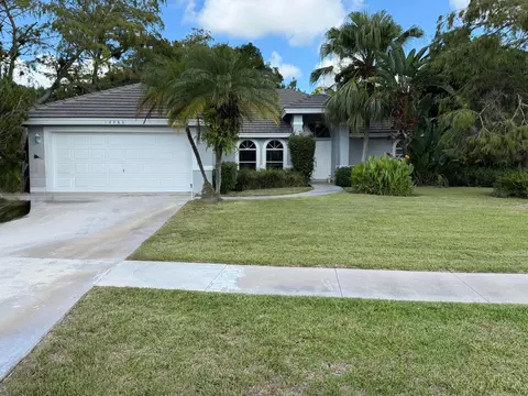 13783 Callington Dr, Wellington, FL 33414