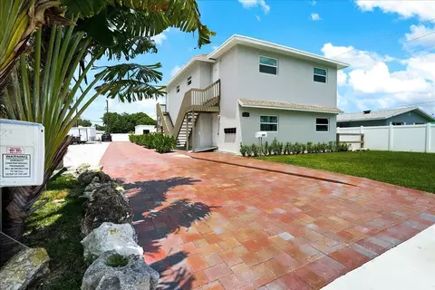305 Cypress Dr #12345, Lake Park, FL 33403