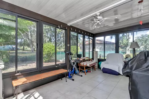 Exterior - 814 Oak Rd, Ocala, FL 34472 photo 4 of 15