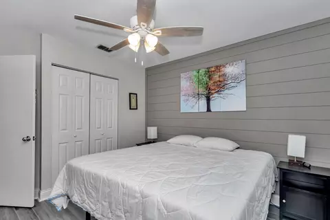 Bedroom - 814 Oak Rd, Ocala, FL 34472 photo 1 of 5