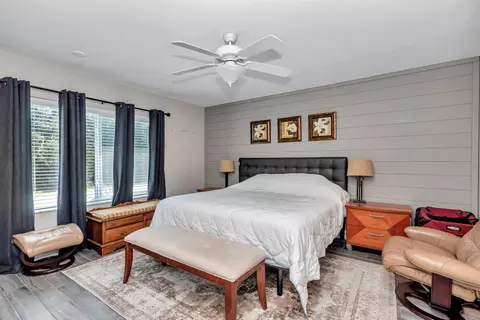 Bedroom - 814 Oak Rd, Ocala, FL 34472 photo 3 of 5
