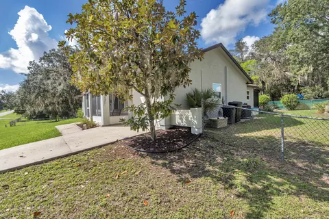 Exterior - 814 Oak Rd, Ocala, FL 34472 photo 11 of 15