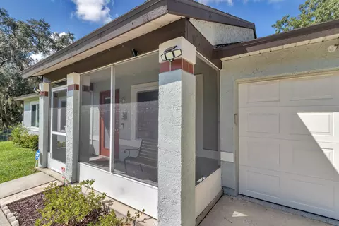 Exterior - 814 Oak Rd, Ocala, FL 34472 photo 2 of 15