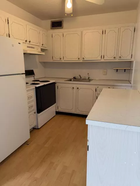 13 Kent A, West Palm Beach, FL 33417