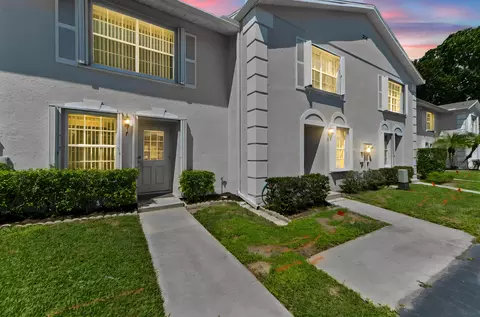 214 Foxtail Dr #F, Greenacres, FL 33415