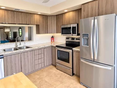 2301 Lucaya Ln #O4, Coconut Creek, FL 33066
