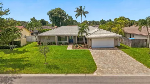 626 NW 100th Way, Coral Springs, FL 33071
