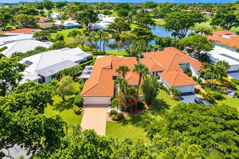 23 Estate Dr, Boynton Beach, FL 33436