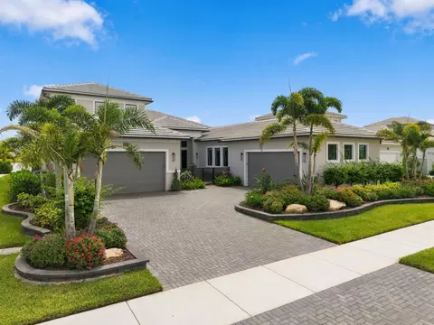 8549 SW Felicita Way, Port Saint Lucie, FL 34987