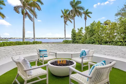 2745 S Flagler Dr, West Palm Beach, FL 33405