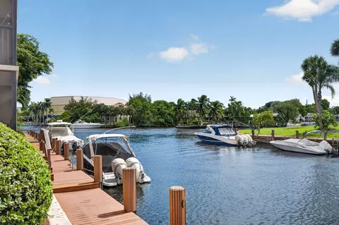 8 Royal Palm Way #104, Boca Raton, FL 33432