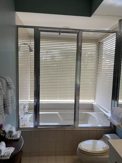 Bath - 21156 Ormond Ct, Boca Raton, FL 33433 photo 3 of 6