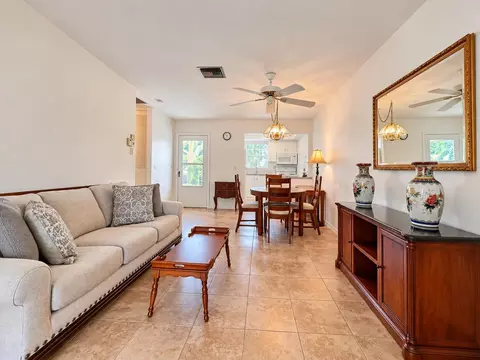 2920 Crosley Dr E #E, West Palm Beach, FL 33415
