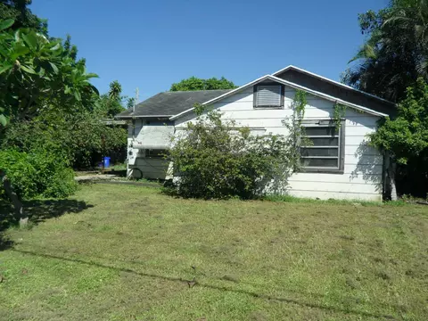 4639 Sunset Ln, West Palm Beach, FL 33415