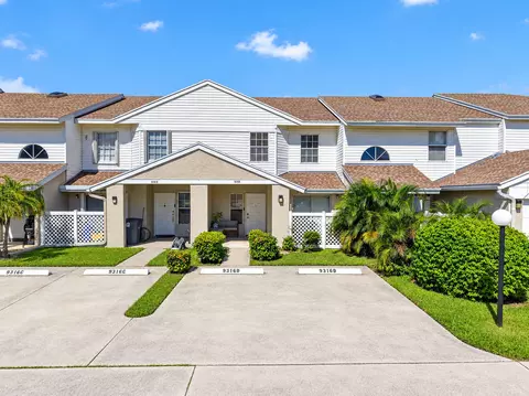 9316 Boca Gardens Pkwy #D, Boca Raton, FL 33496