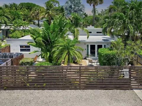 1449 NE 23rd St, Wilton Manors, FL 33305