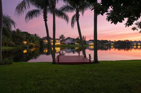 4051 SW 82nd Ter, Davie, FL 33328