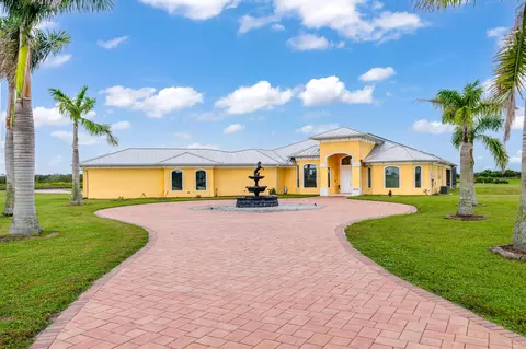 20008 Southern Star Dr, Fort Pierce, FL 34945