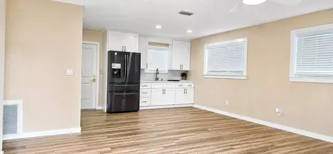 Living - 3095 NW 36th St, Okeechobee, FL 34972 photo 1 of 3