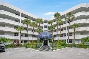 1850 Homewood Blvd #2140, Delray Beach, FL 33445