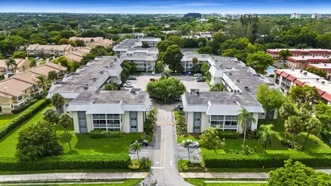 3000 Riverside Dr #209-1, Coral Springs, FL 33065