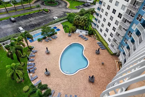 301 N Ocean Blvd #1006, Pompano Beach, FL 33062