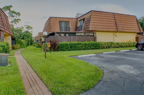 4171 Turnberry Cir #1203, Lake Worth, FL 33467