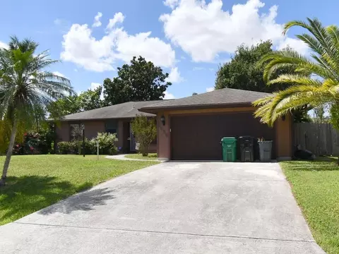1656 SW Norman Ln, Port Saint Lucie, FL 34984