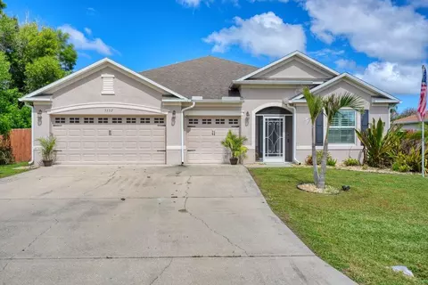 5332 NW South Crisona Cir, Port Saint Lucie, FL 34986