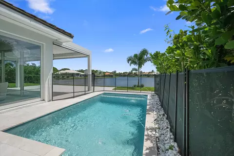 Exterior - 204 Birkdale Ln, Jupiter, FL 33458 photo 6 of 9